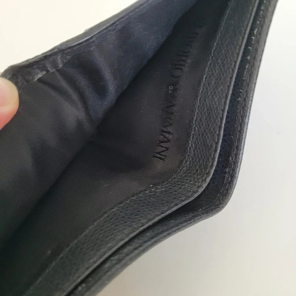 Emporio Armani Mens Black Pebbled Leather Bifold Wallet with Coin Pocket Logo